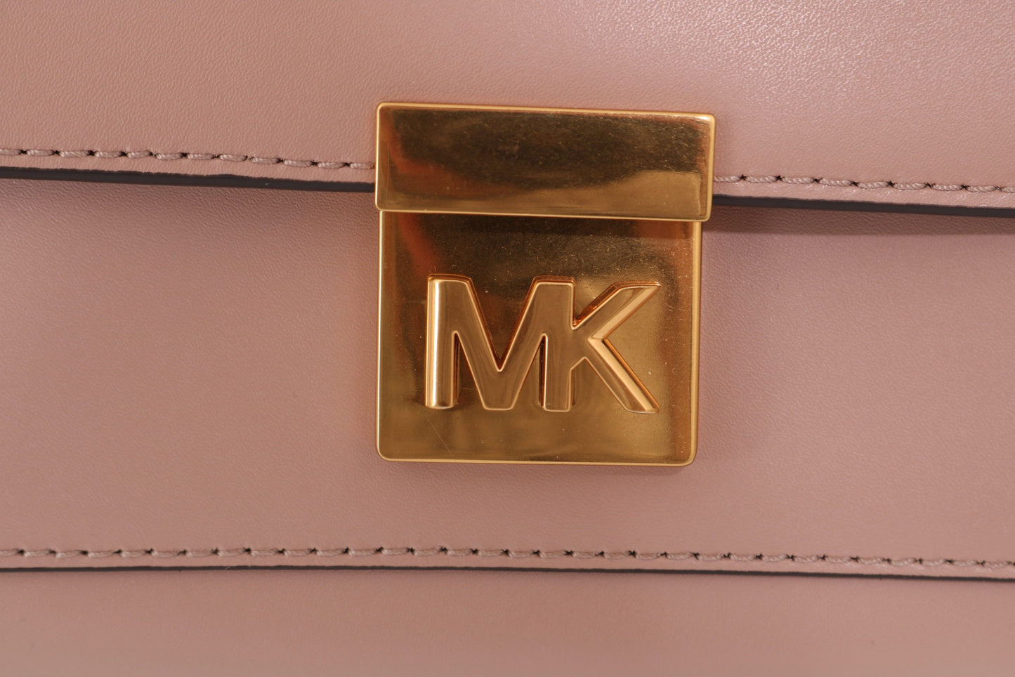 Michael Kors Sac à bandoulière en cuir rose MINDY