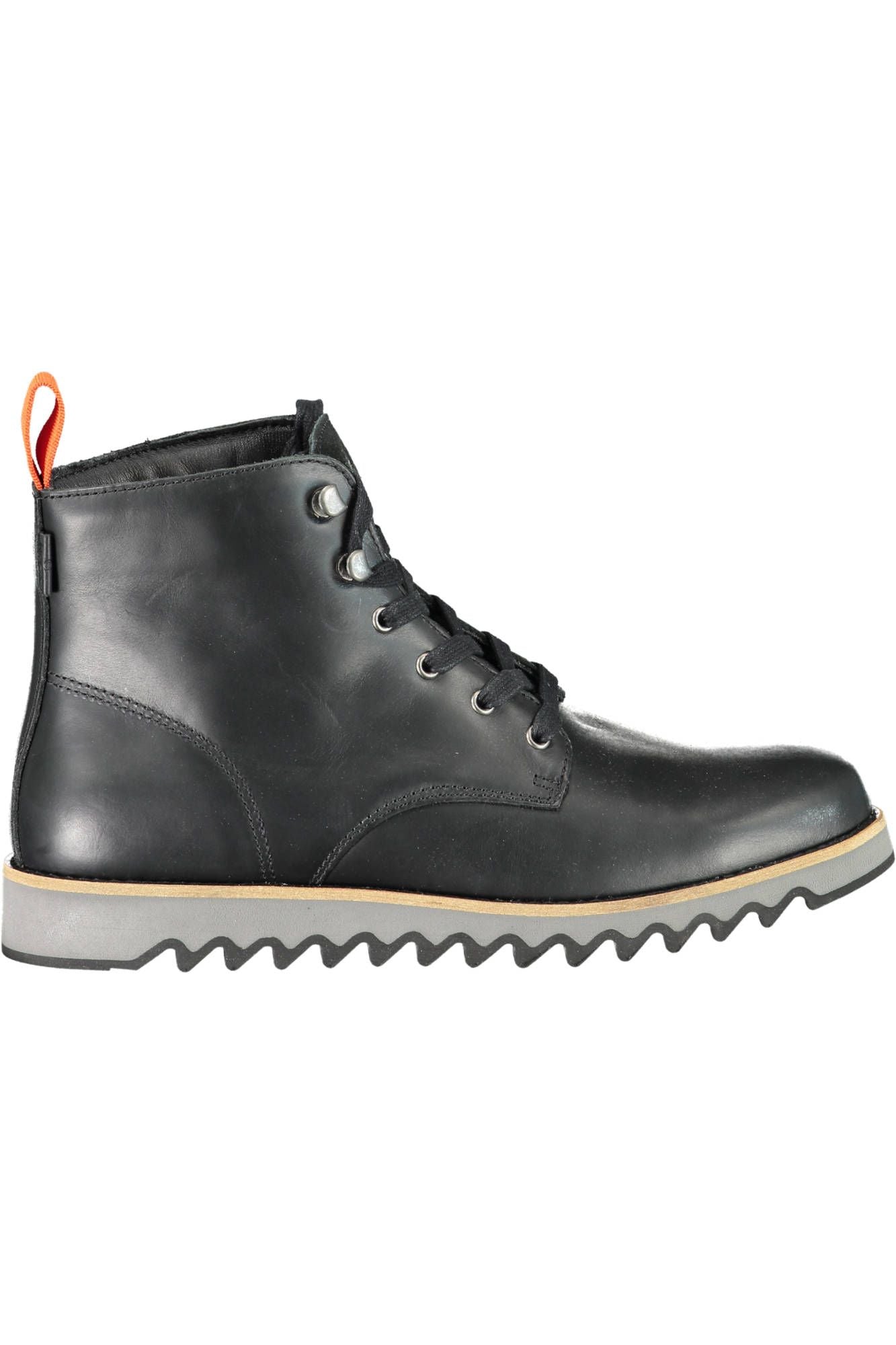 Levi's Elevated Black Ankle Boots with Contrasting Sole