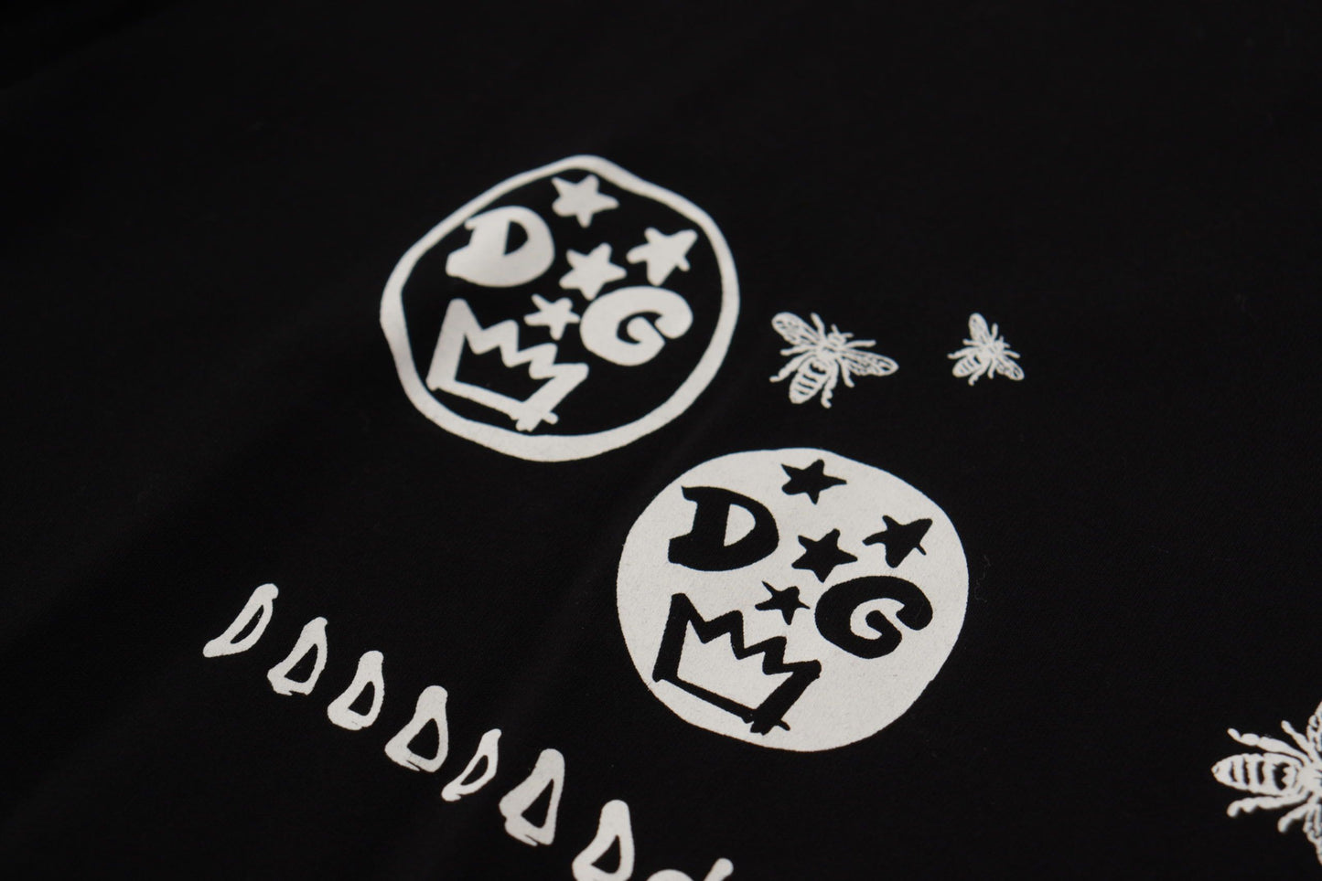 Dolce &amp; Gabbana – Schwarzes Baumwoll-T-Shirt mit Rundhalsausschnitt und Logomotiv