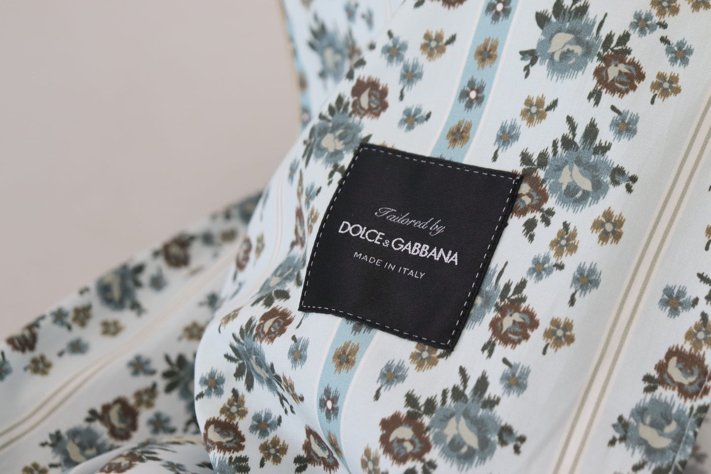 Dolce &amp; Gabbana Blaue Robe-Manteljacke aus Baumwolle mit Blumenmuster