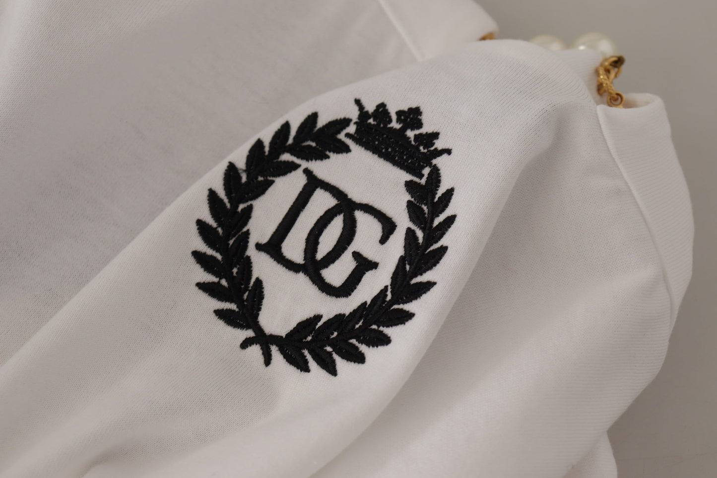 Dolce &amp; Gabbana Haut t-shirt à encolure ornée de collier blanc