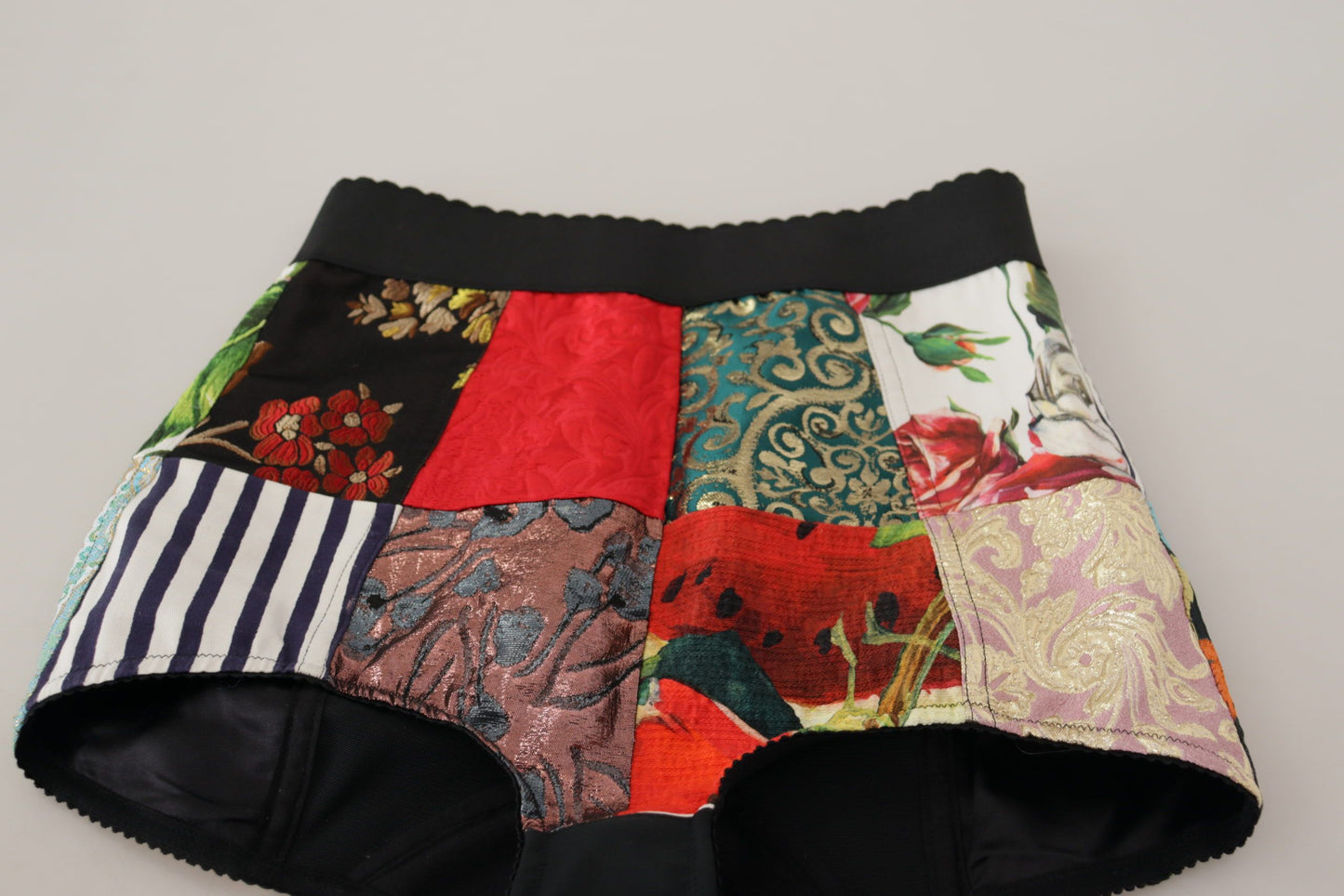 Dolce &amp; Gabbana Short en nylon jacquard patchwork multicolore