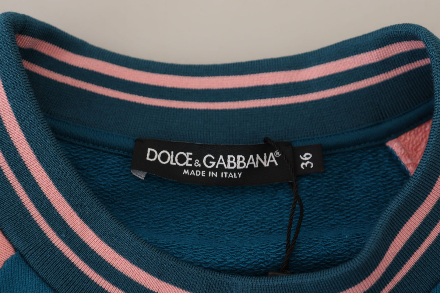 Dolce &amp; Gabbana Pull en cristal à paillettes bleu rose Queen