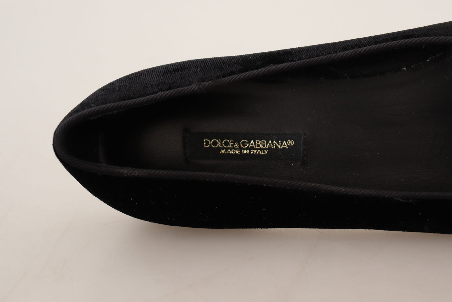 Dolce &amp; Gabbana Chaussures plates noires à enfiler avec patch DG Sacred Heart