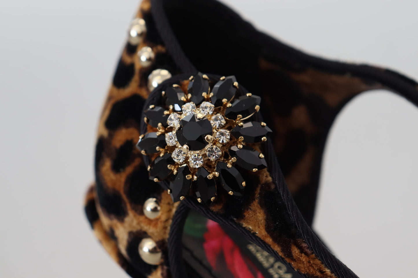 Dolce &amp; Gabbana Braune, verzierte Heels-Schuhe mit Leopardenmuster