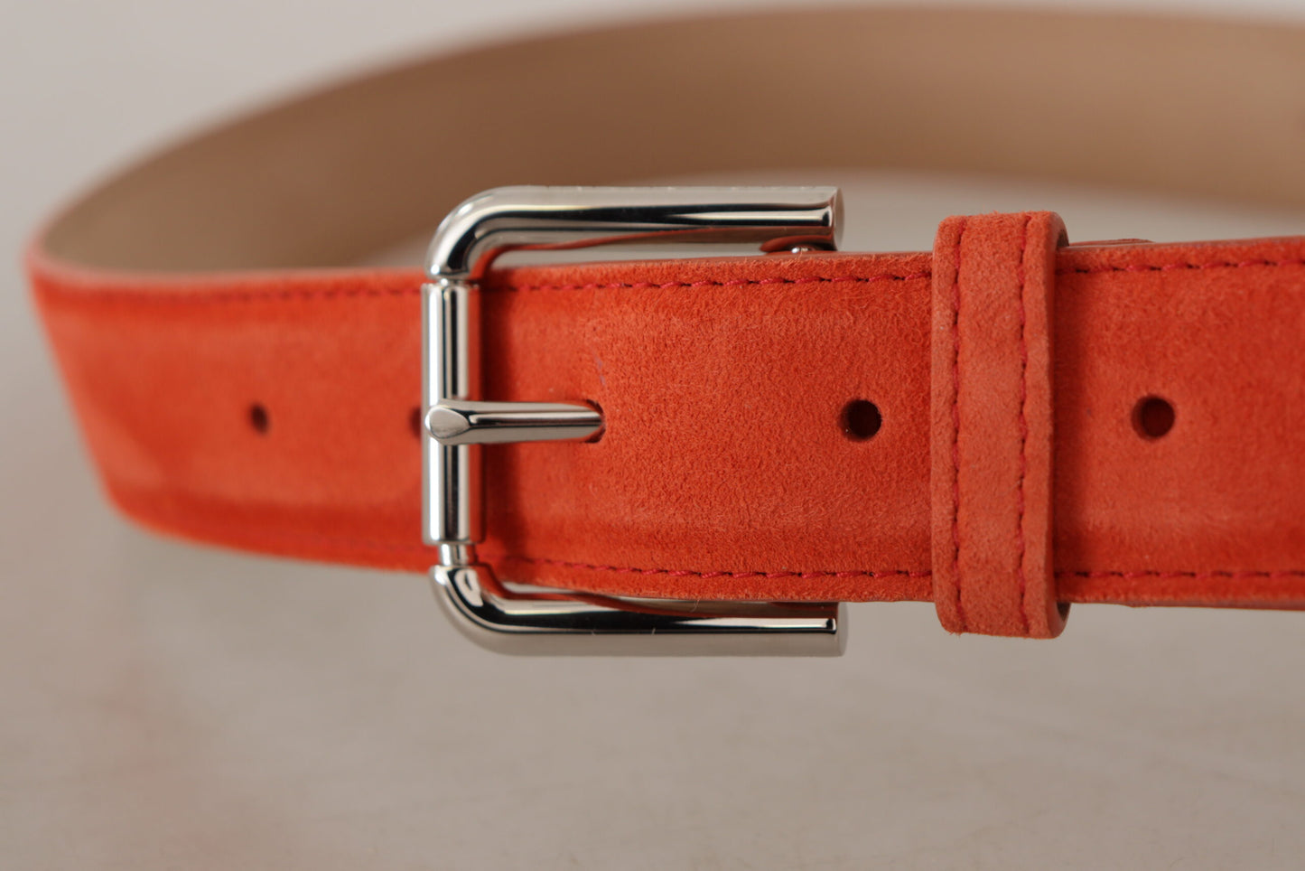 Dolce &amp; Gabbana Ceinture à boucle en métal avec logo argenté en daim et cuir orange