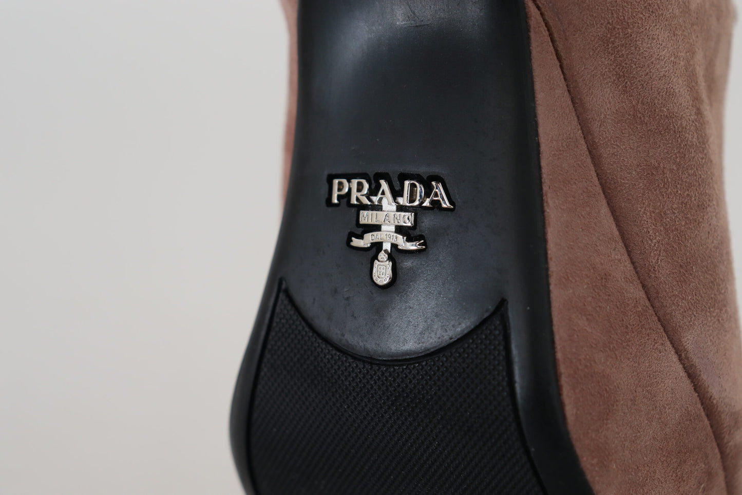 Prada Sandales Camoscio en Daim Rose Foncé Chaussures à Talons Bloc