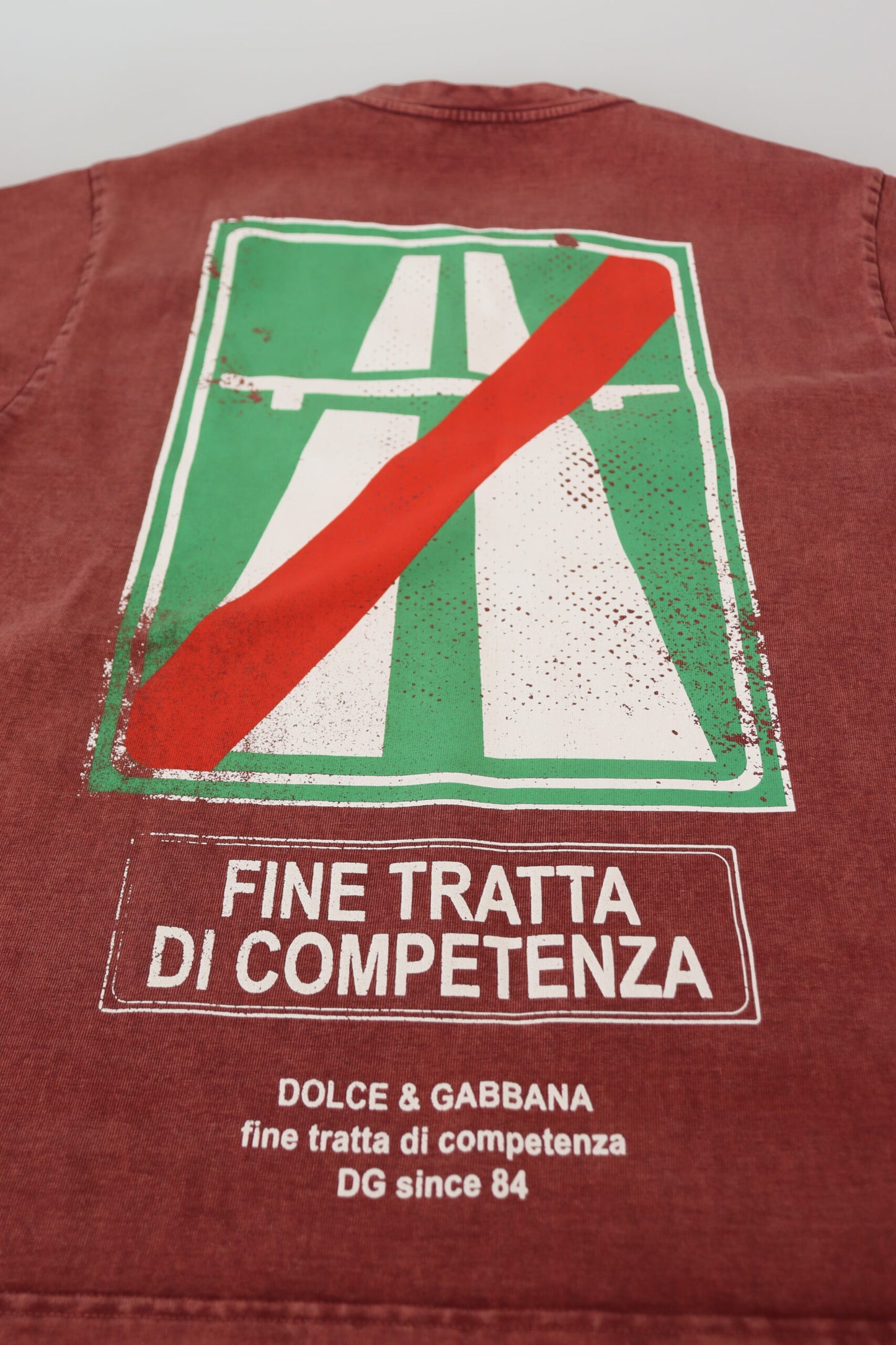 Dolce &amp; Gabbana T-shirt à manches courtes et col rond imprimé marron