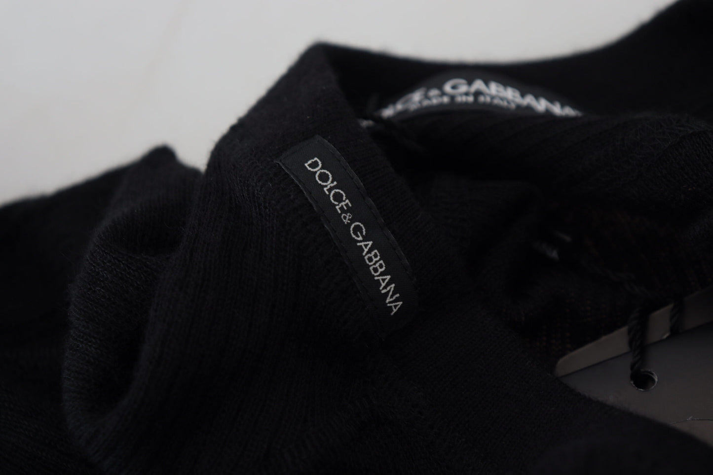 Dolce & Gabbana Elegant Black Cashmere Pullover Sweater