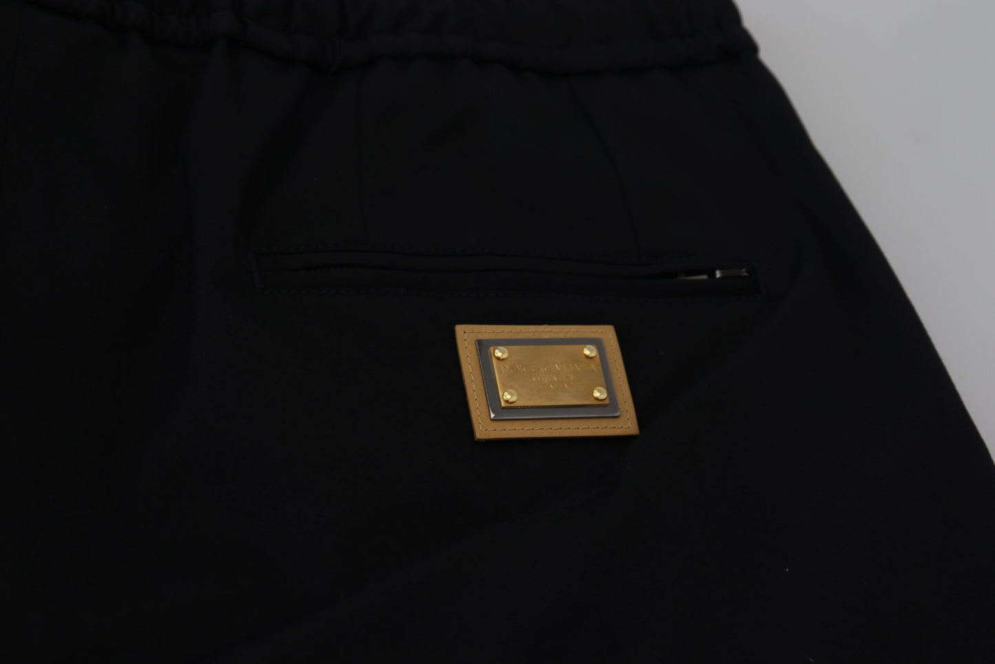 Dolce &amp; Gabbana Pantalon court en coton noir à taille élastique avec logo DG