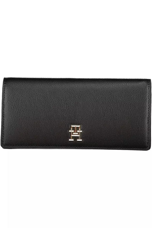 Tommy Hilfiger Elegant Black Zip Wallet with Secure Closure