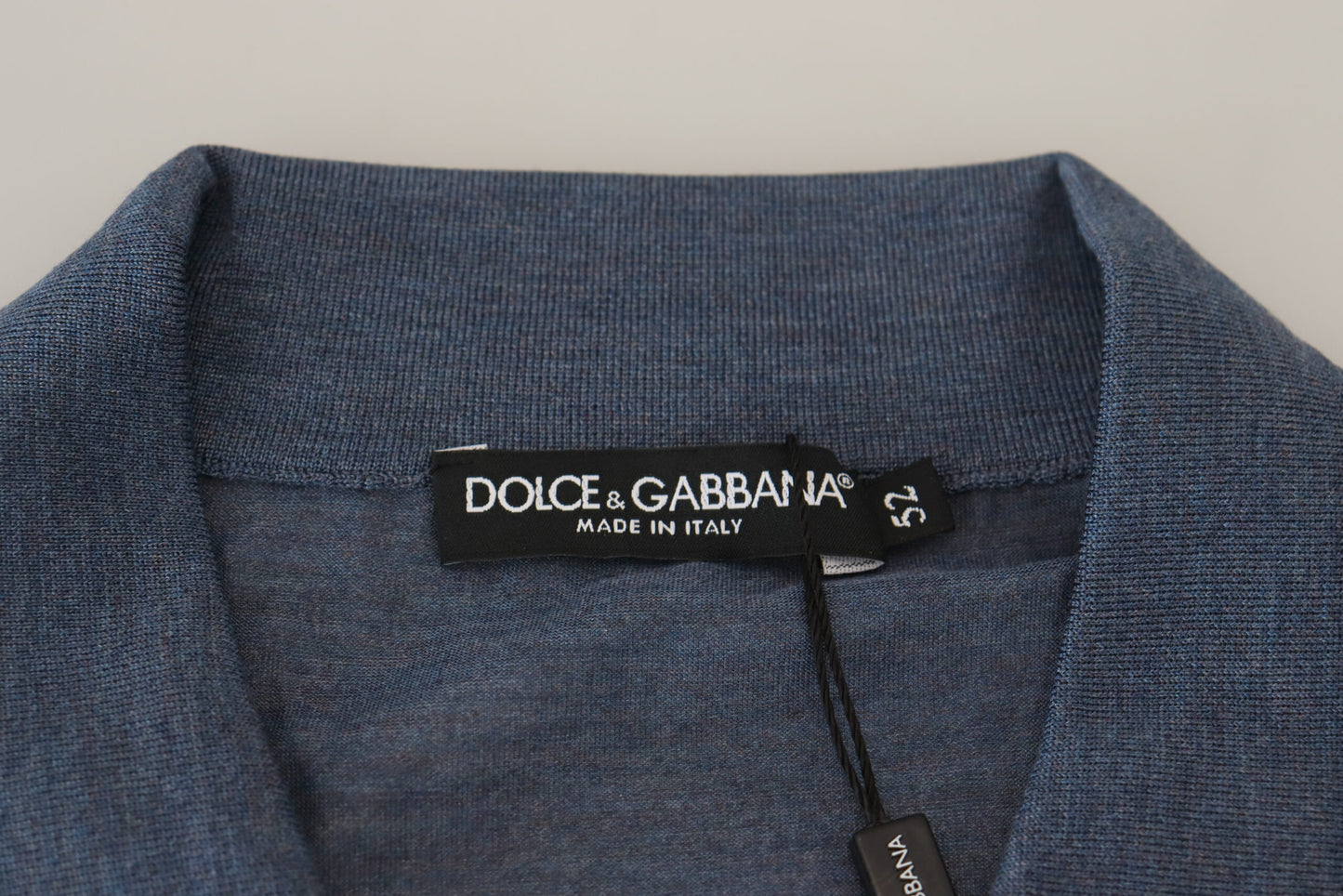 Blauer Polo-Pullover mit Seidenkragen von Dolce &amp; Gabbana