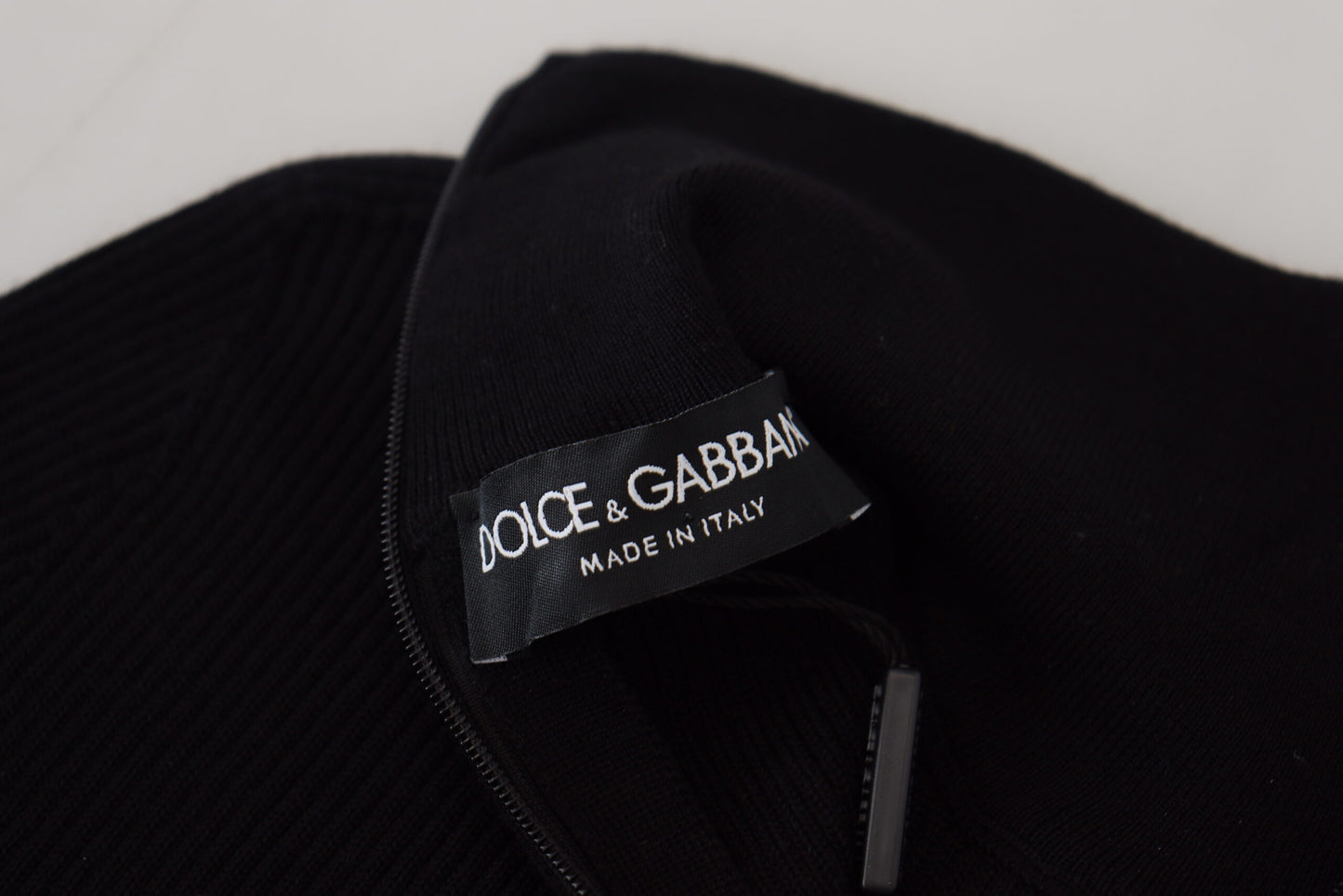 Dolce &amp; Gabbana Pull noir à col roulé et demi-zip