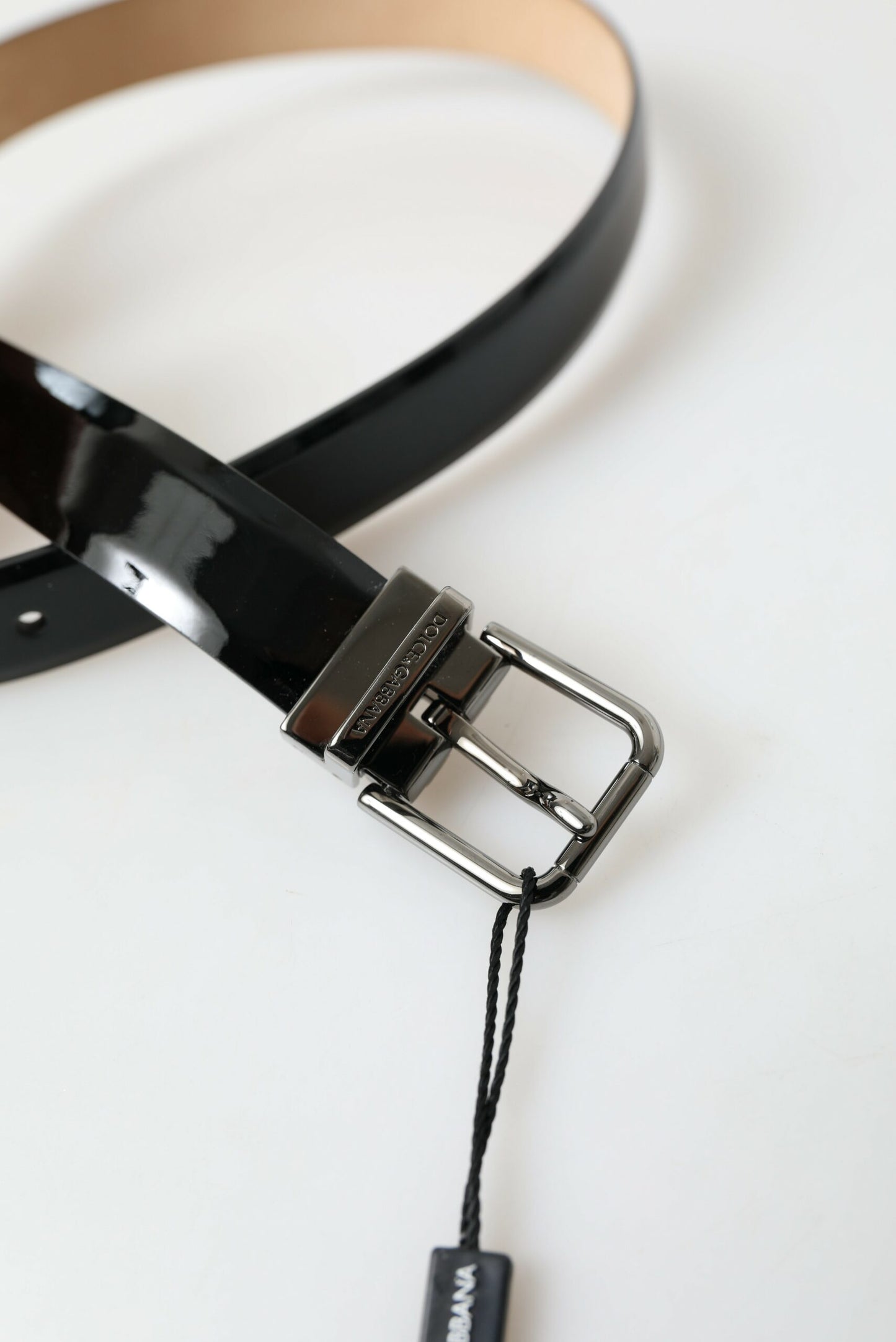 Dolce &amp; Gabbana Ceinture en cuir de veau noir avec boucle en métal pour homme