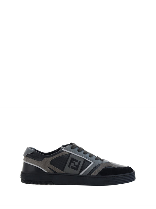 Fendi Baskets basses en cuir de veau noir