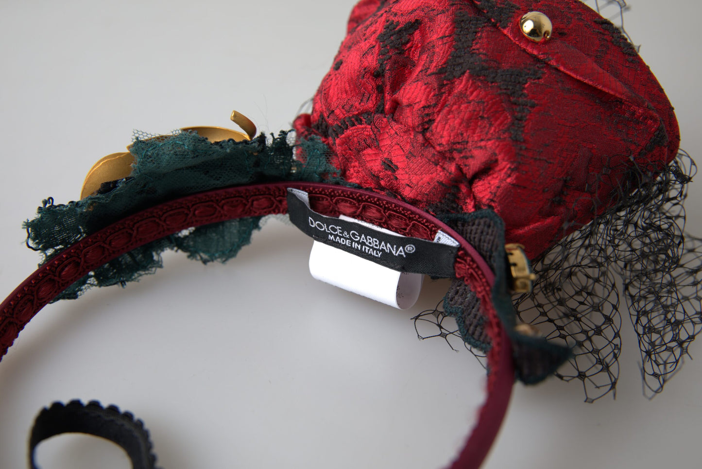 Dolce &amp; Gabbana Rouge avec bandeau diadème à logo en soie rose multicolore