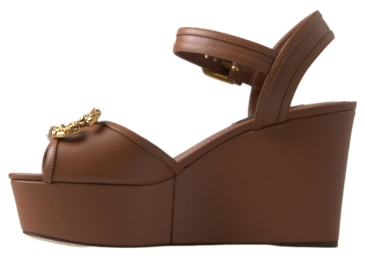 Dolce &amp; Gabbana Sandales compensées AMORE en cuir marron