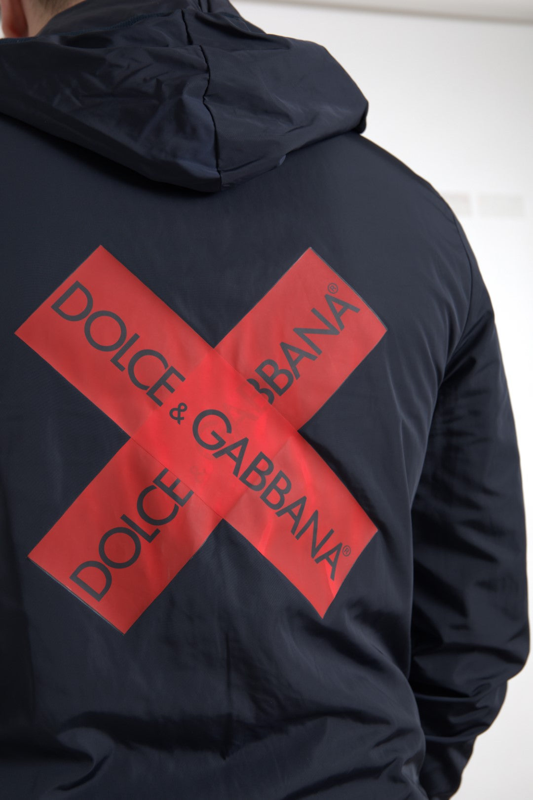 Dolce &amp; Gabbana Pull à capuche bleu en polyester avec logo et fermeture éclair