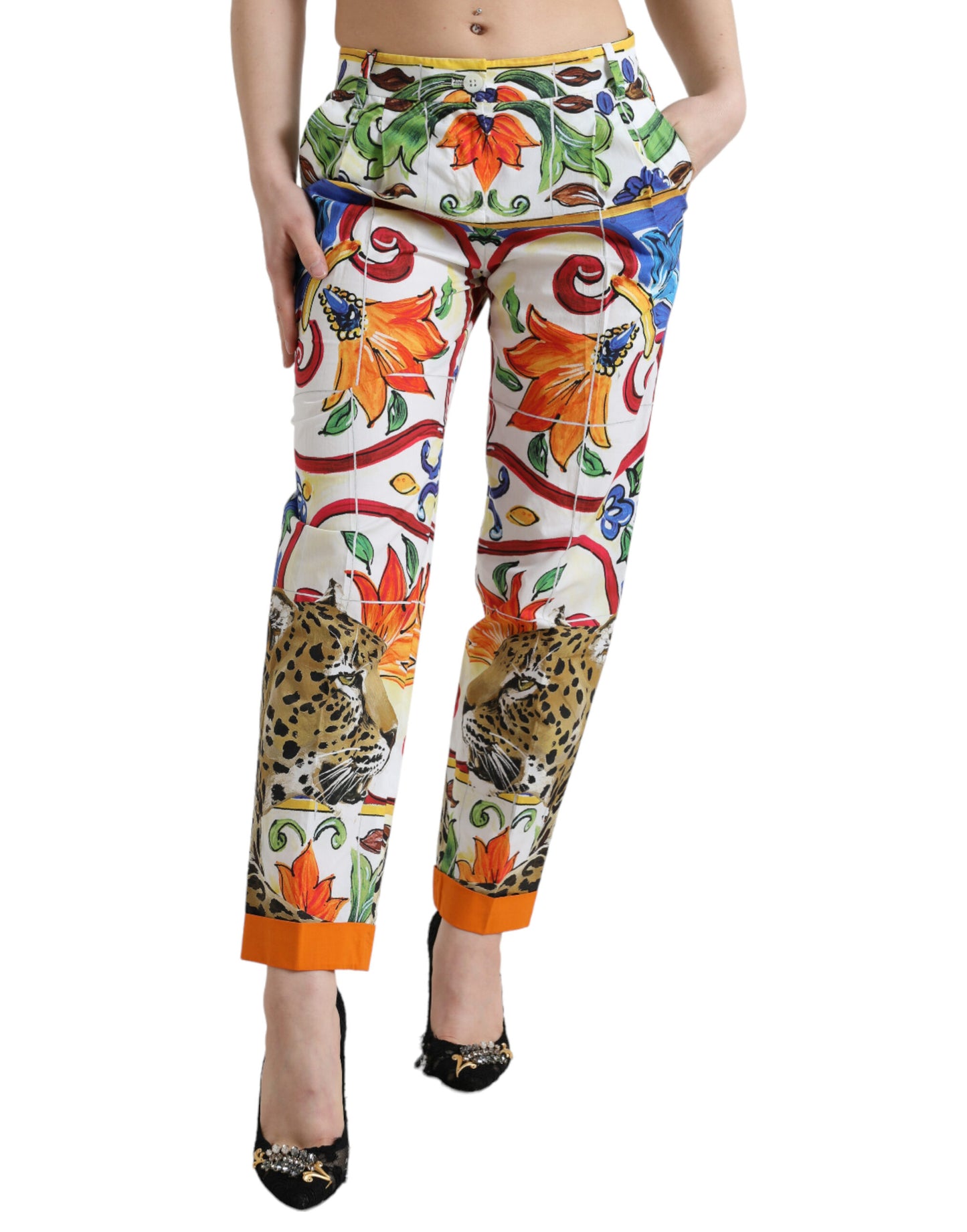 Dolce &amp; Gabbana Weiße, schmal zulaufende Hose mit mittlerer Taille und Majolika-Print