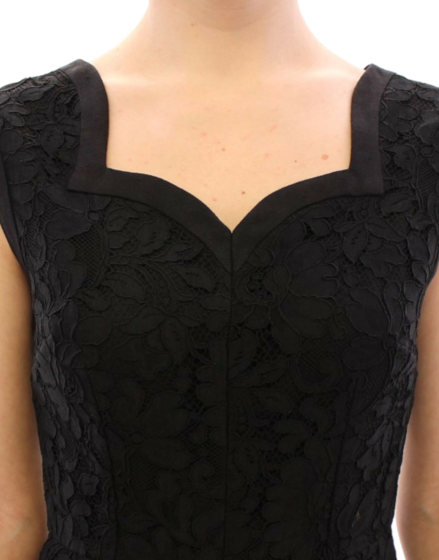 Dolce &amp; Gabbana Robe de défilé Sicile en dentelle florale noire