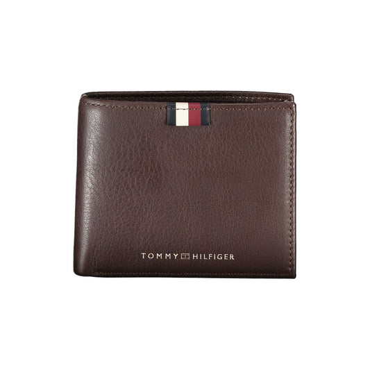 Tommy Hilfiger Elegant Leather Wallet with Contrast Detailing