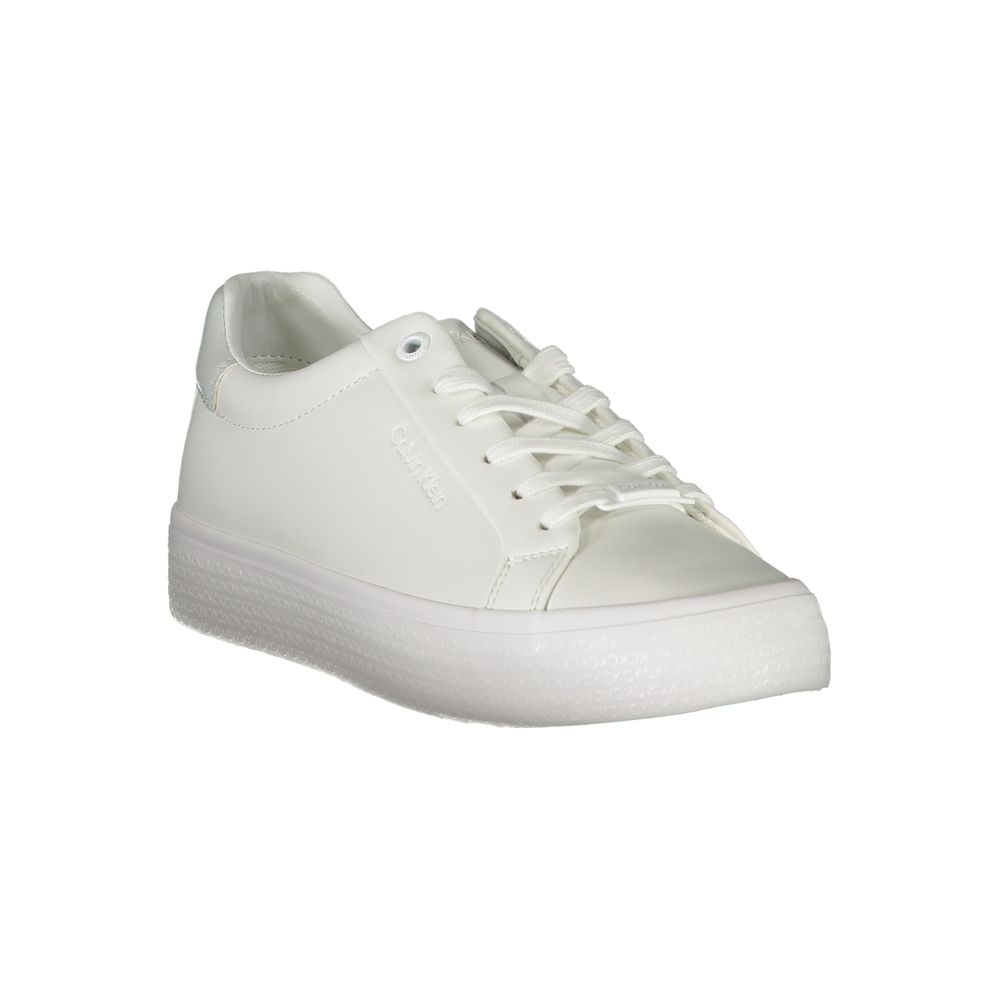 Calvin Klein Elegant White Sneakers with Contrast Detailing