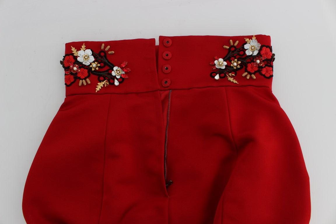 Dolce &amp; Gabbana Shorts aus roter Seide mit Kristallrosen 